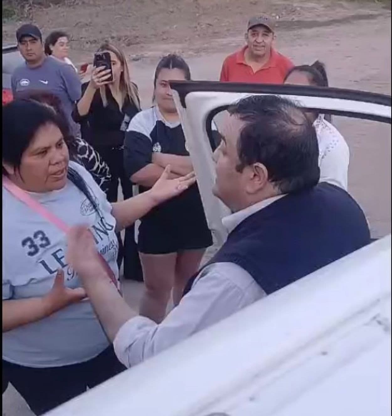 Carlos Gómez defiende a la intendenta de Graneros y denuncia provocaciones políticas de Huesen