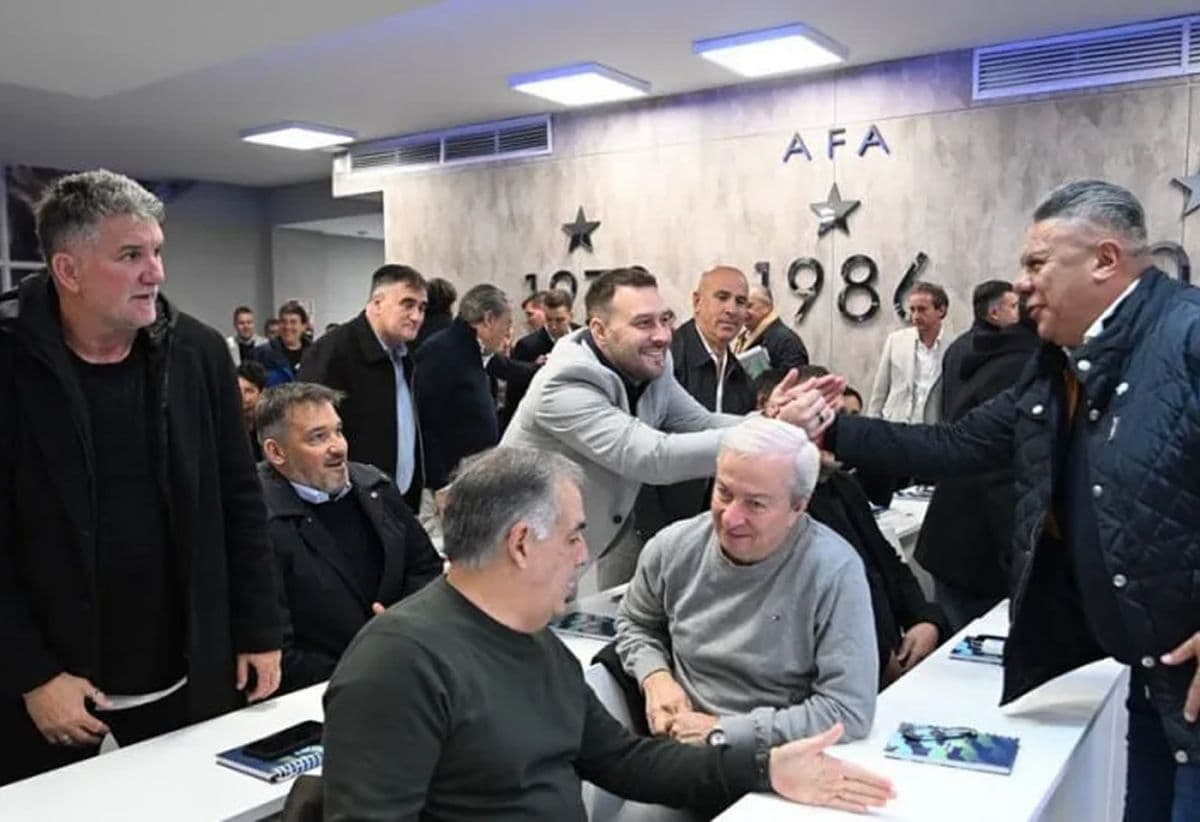 En 2027, la Liga Profesional confirma alargue en playoffs, semifinales en sedes neutrales y cambios en el mercado de pases