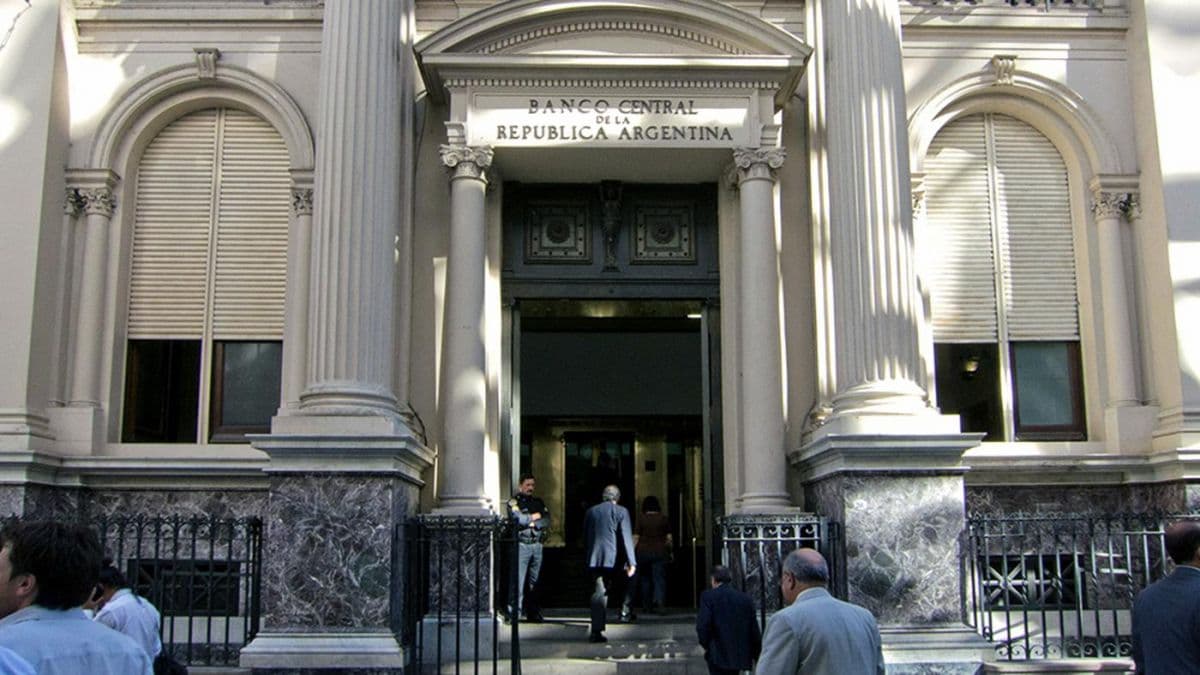 Reforma del BCRA: el Senado la sanciona con cambios y Diputados define el paso final