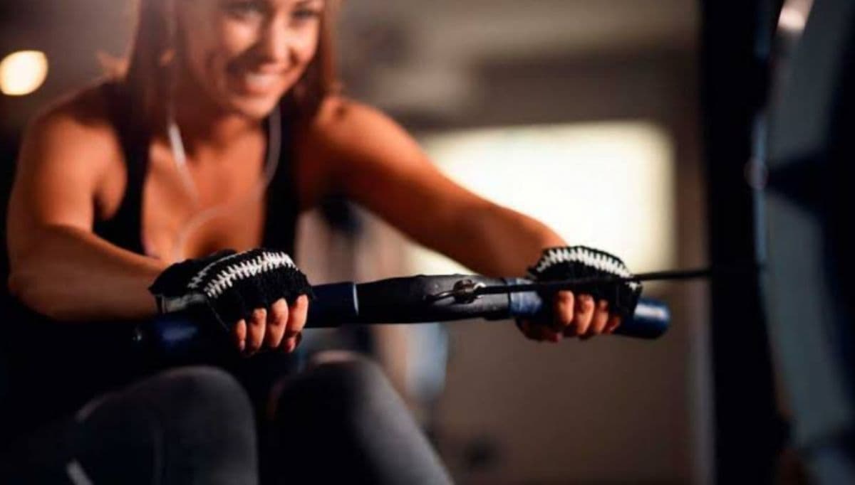 Entrenamiento de fuerza tras los 40: movimientos clave para músculo, mente y autonomía