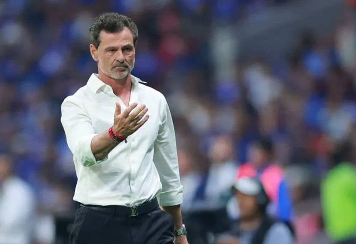 Tras la salida de Vojvoda, Cocca no cierra la puerta a Racing: «Siempre voy a escuchar»