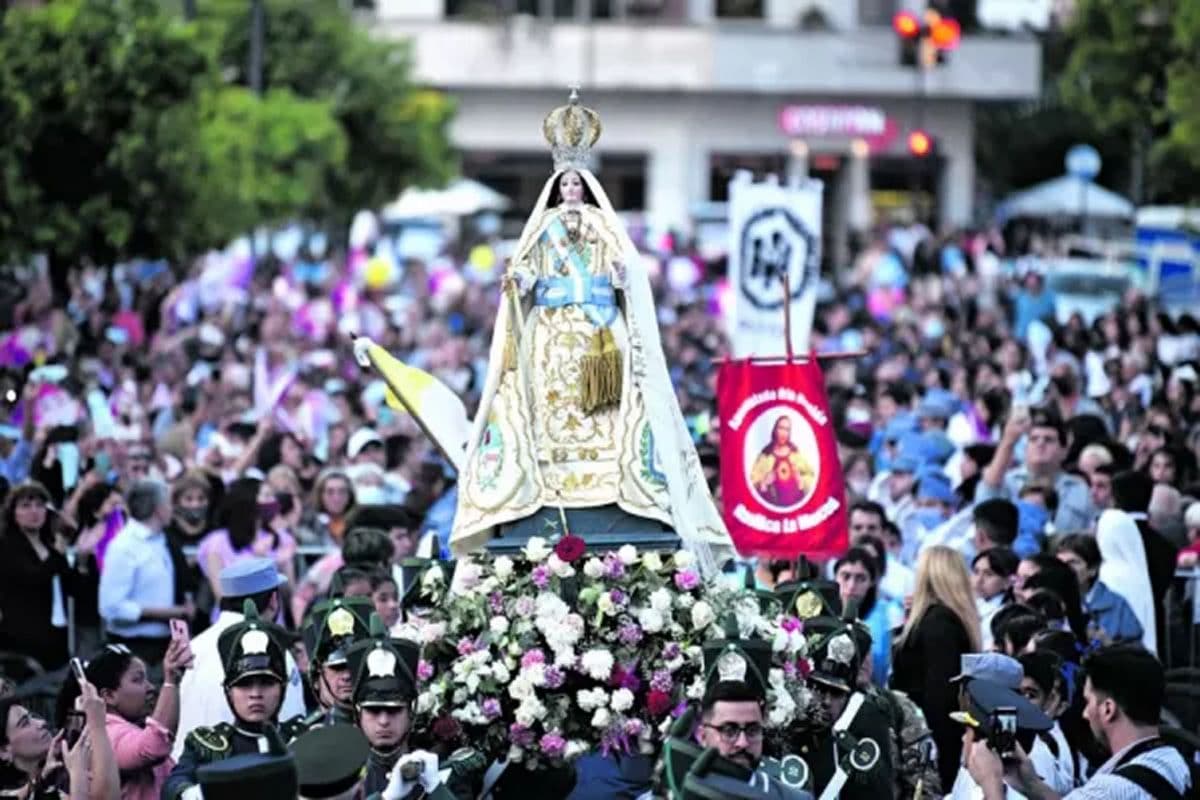 Fiesta de la Virgen de la Merced en Tucumán: misas, procesiones y acto por la Batalla marcan la jornada central
