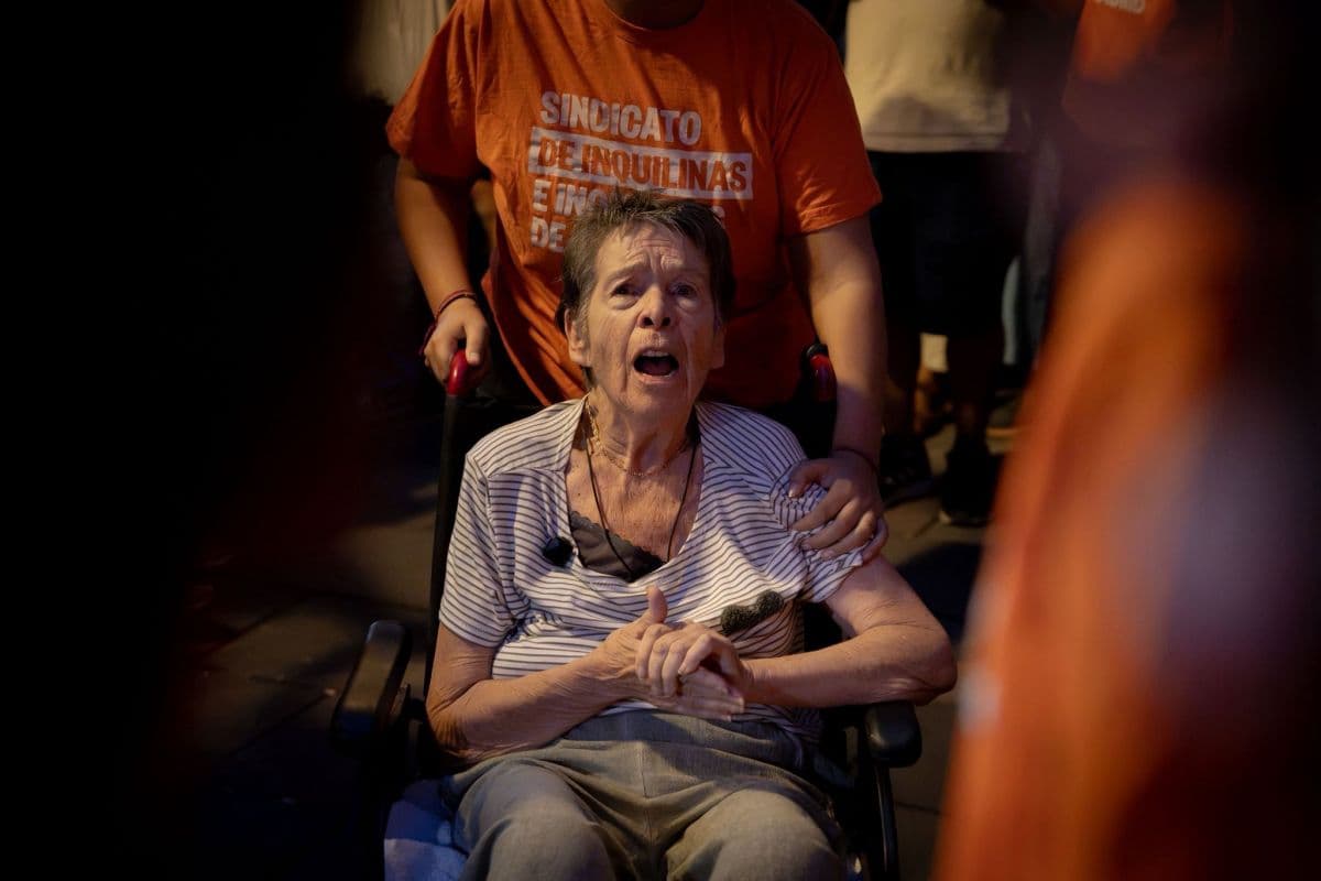 Pacto habitacional devuelve a una mujer de 87 años el piso donde vivió siete décadas en Madrid