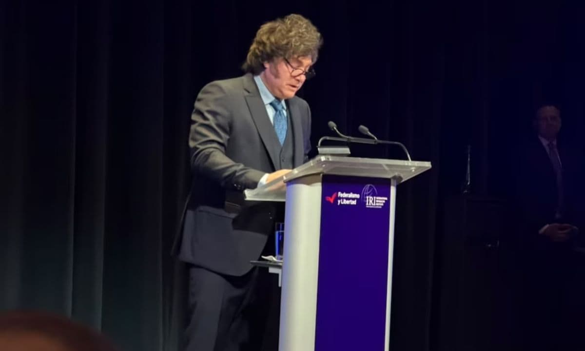En Tribeca, Milei expone su gestión ante inversores, tensiona con Kicillof y extiende el discurso sobre Malvinas