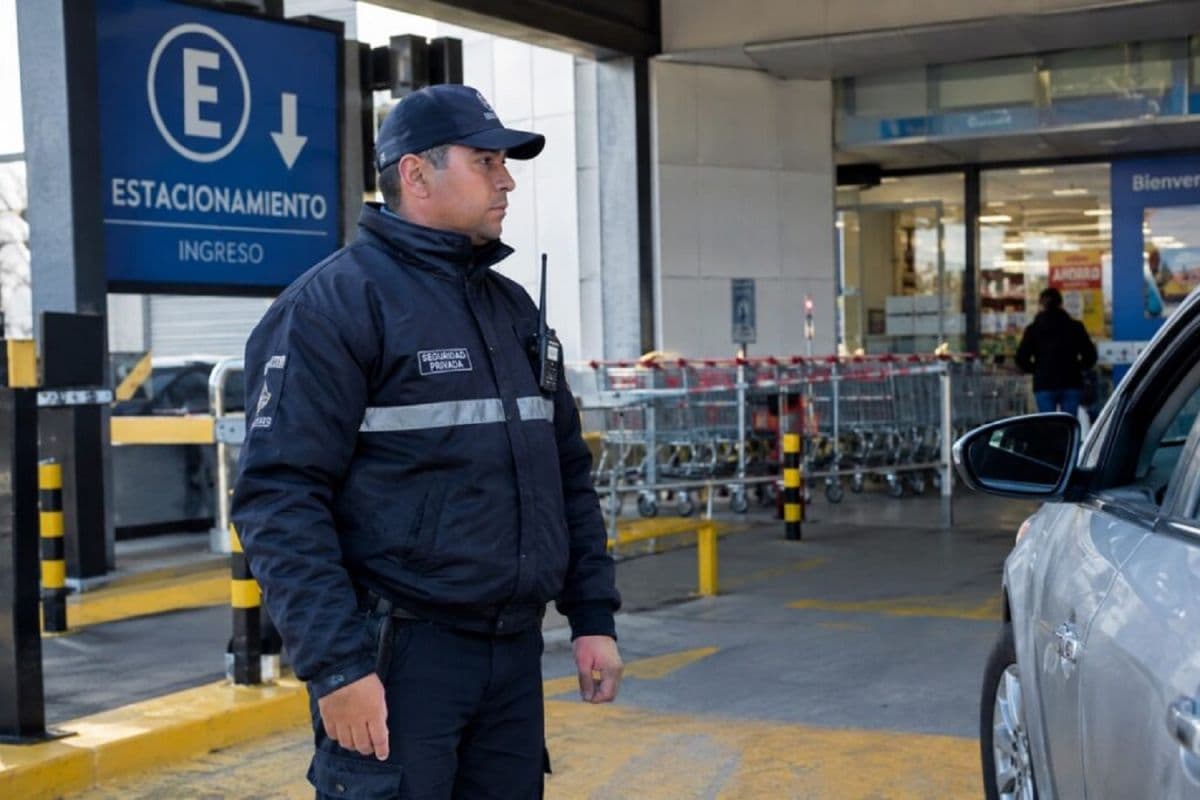 Paritaria de UPSRA: en octubre el bruto de un vigilador general llega a $1.827.200