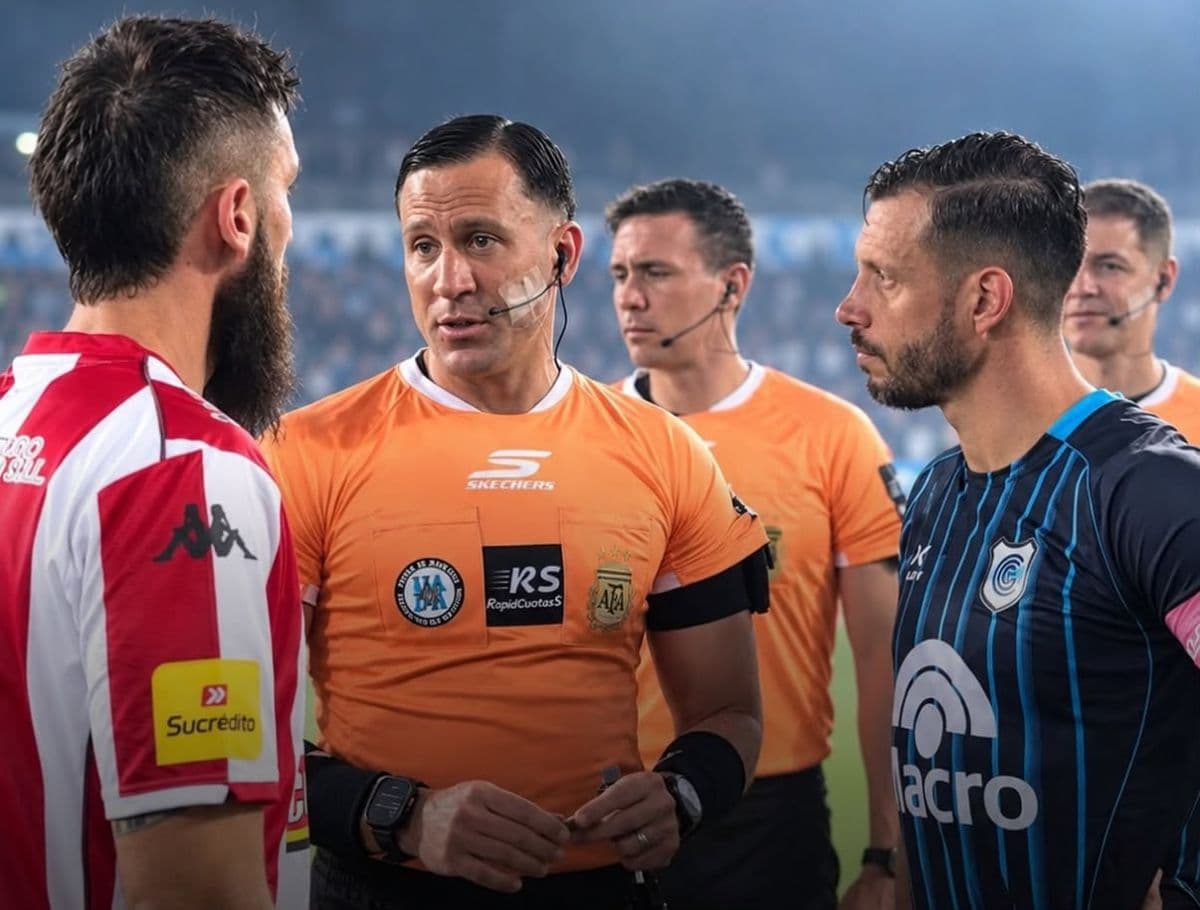 Amiconi, tras anular el gol a San Martín en Jujuy, defiende su arbitraje y responsabiliza a la hinchada